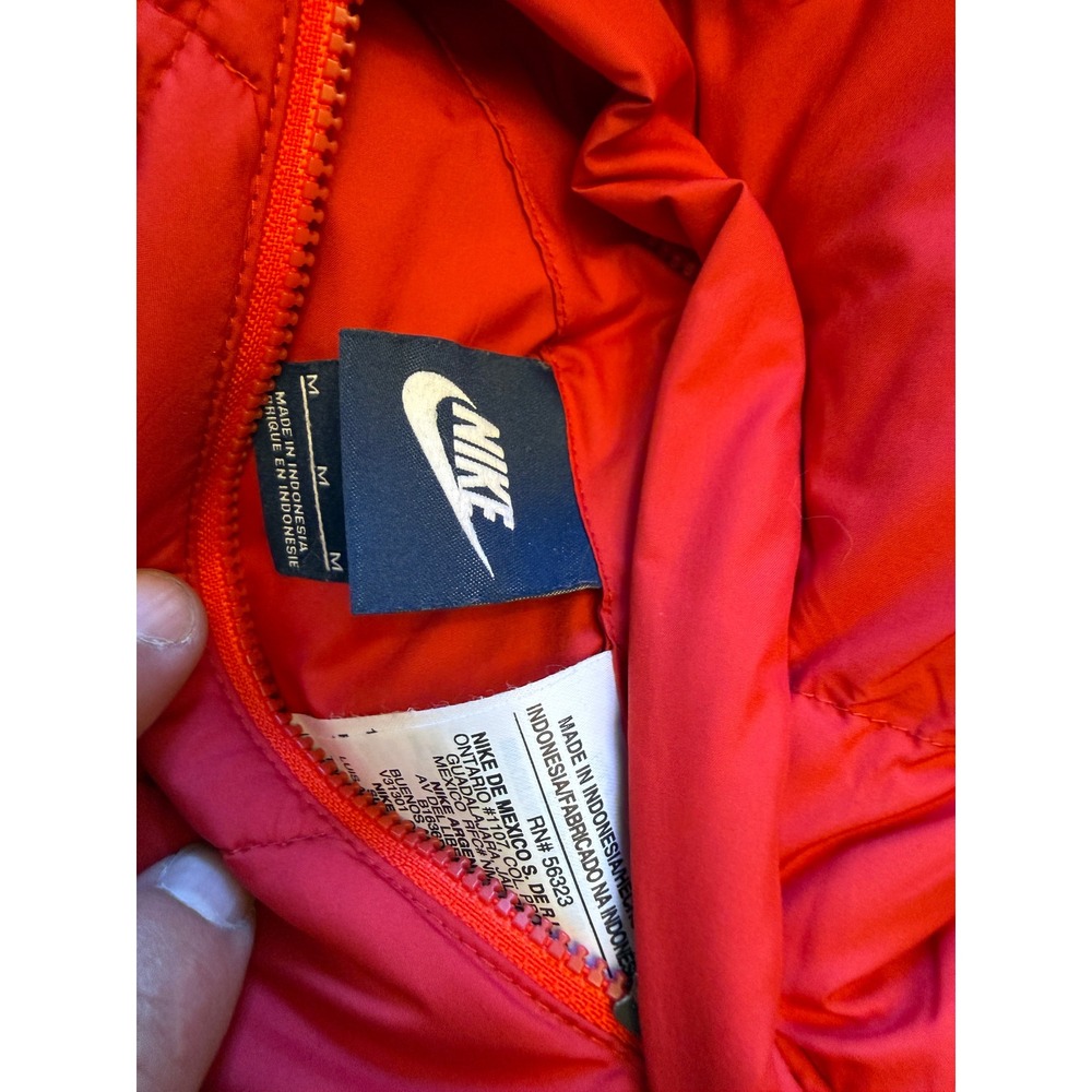 Nike Reversible Puffer Vest Mens M Red Blue Excellent Quilted Full Zip Swoosh - Picture 9 of 11